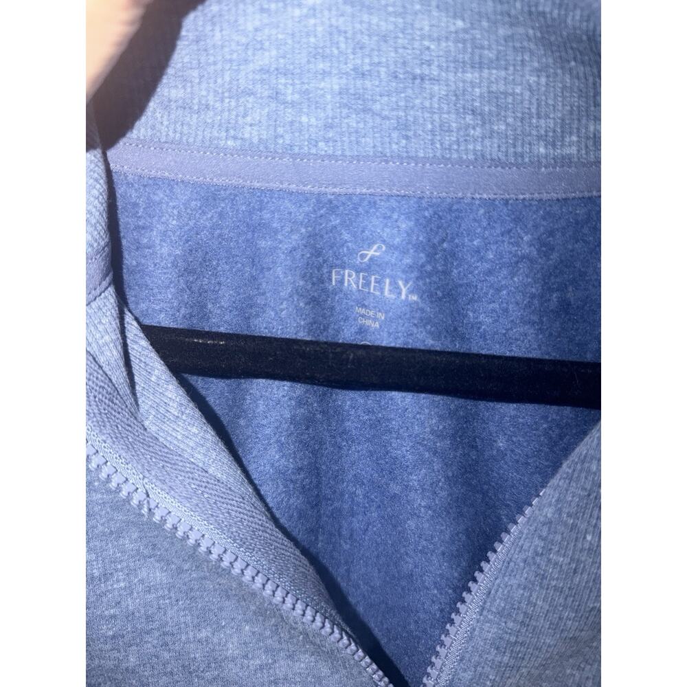 The Freely Women’s Iris 1/2-Zip Pullover Blue Size Large HRD - Picture 2 of 5